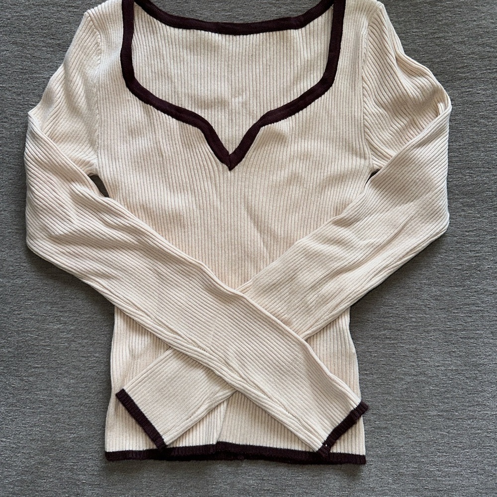 SHEIN Cream Ribbed Top with Brown Accents